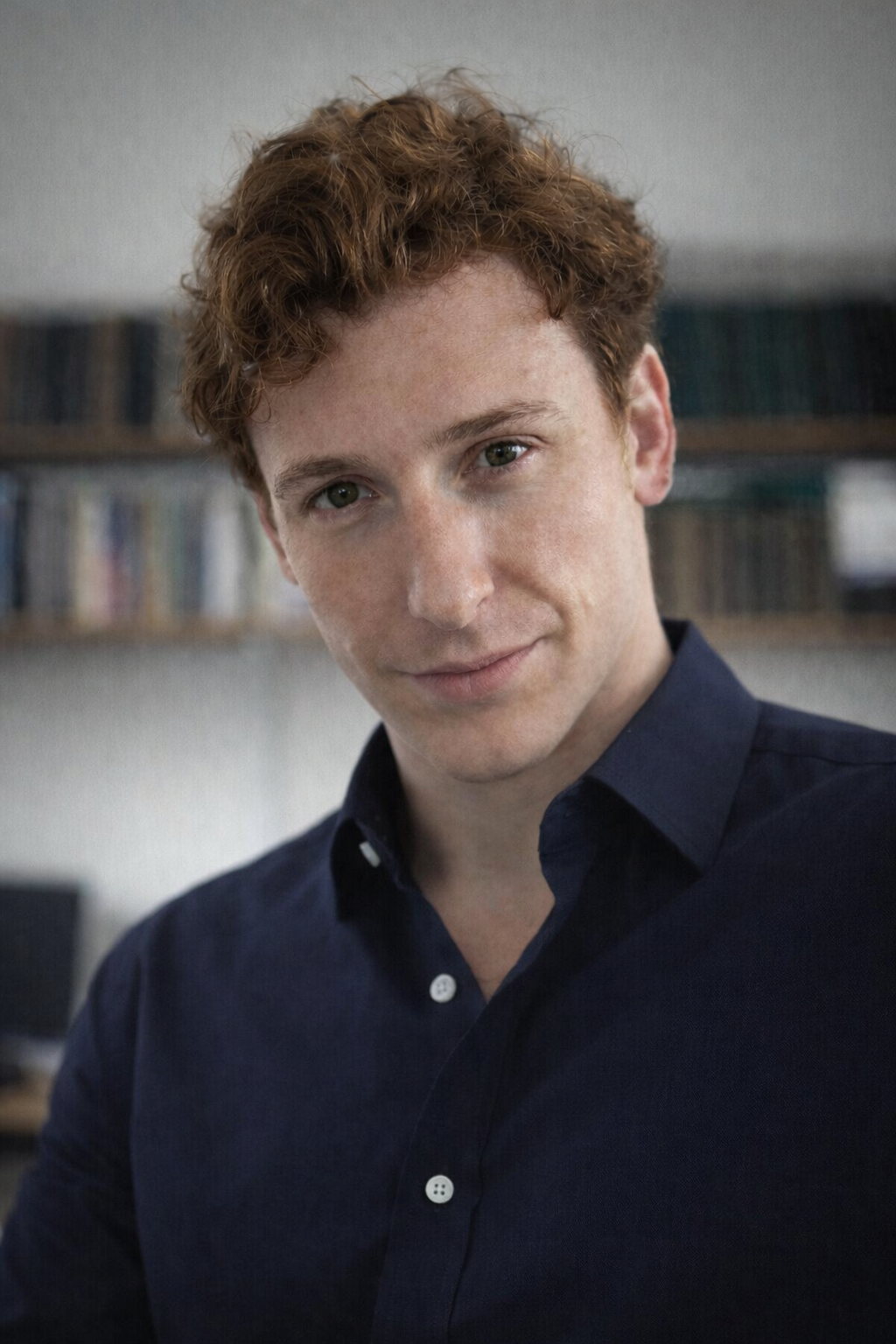 Portrait of Dr. Tommaso Batistoni, Postdoctoral Researcher, Centre for Experimental Social Sciences